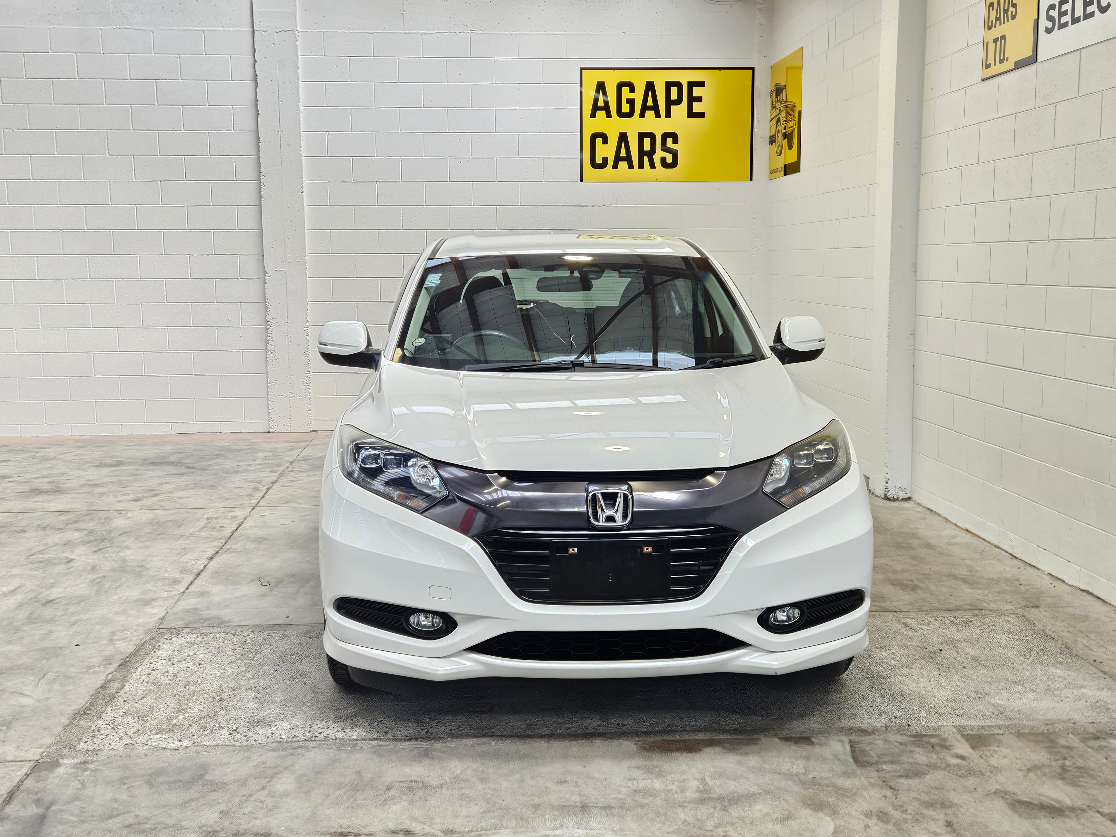 2015 Honda Vezel HYBRID X photo 9