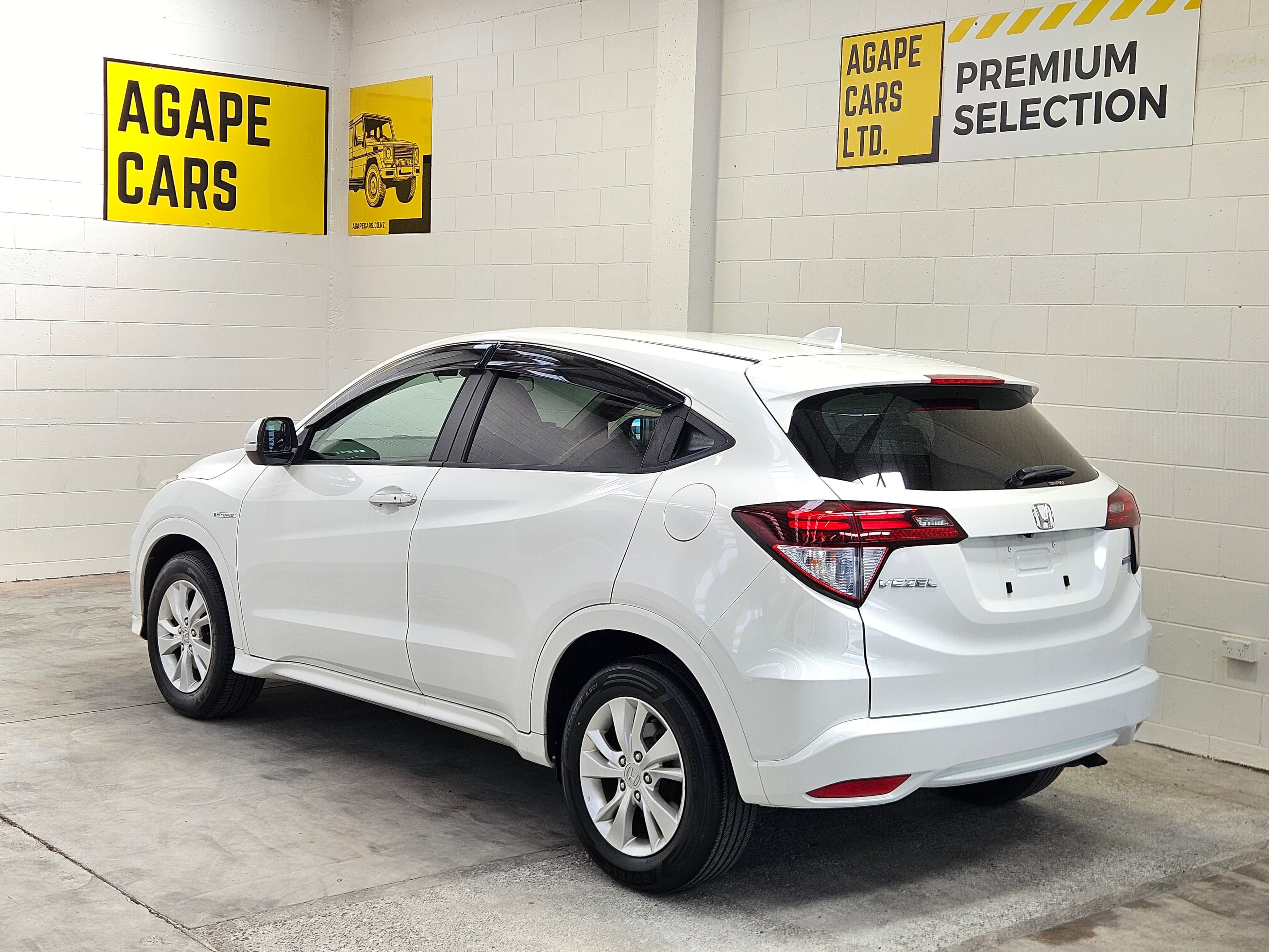 2015 Honda Vezel HYBRID X photo 6